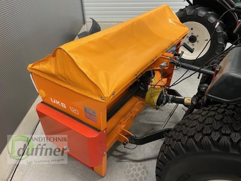 Rauch UKS 120 - Sand/ Salt spreader: picture 5 Rauch UKS 120 - Sand/ Salt spreader: picture 5