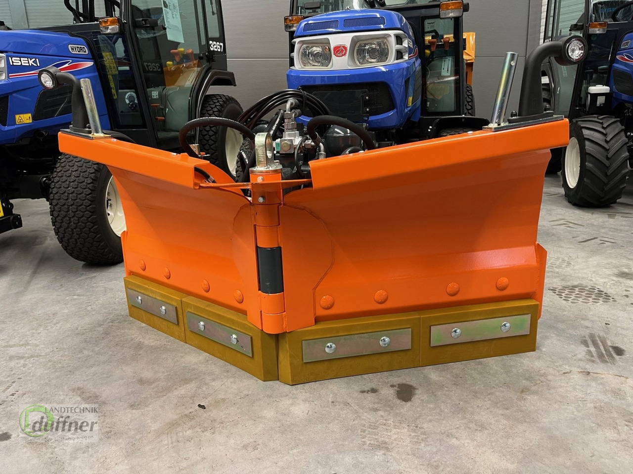 Tuchel Vario 150 - Snow plough for Municipal/ Special vehicle: picture 3 Tuchel Vario 150 - Snow plough for Municipal/ Special vehicle: picture 3