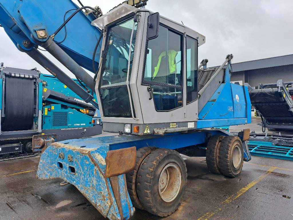 Fuchs MHL350C + generator - Waste/ Industry handler: picture 5 Fuchs MHL350C + generator - Waste/ Industry handler: picture 5