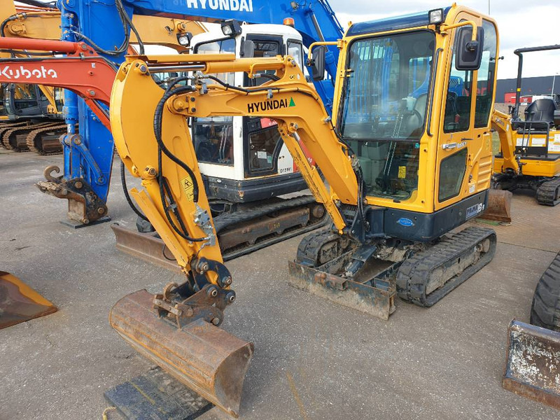 Hyundai Robex 18-9 - Mini excavator: picture 1 Hyundai Robex 18-9 - Mini excavator: picture 1