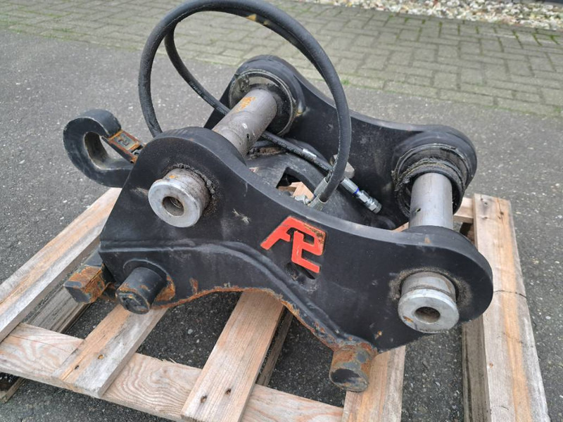 Pladdet CW10 hydraulick Quic Coupler HX85A - Quick coupler for Construction machinery: picture 1 Pladdet CW10 hydraulick Quic Coupler HX85A - Quick coupler for Construction machinery: picture 1