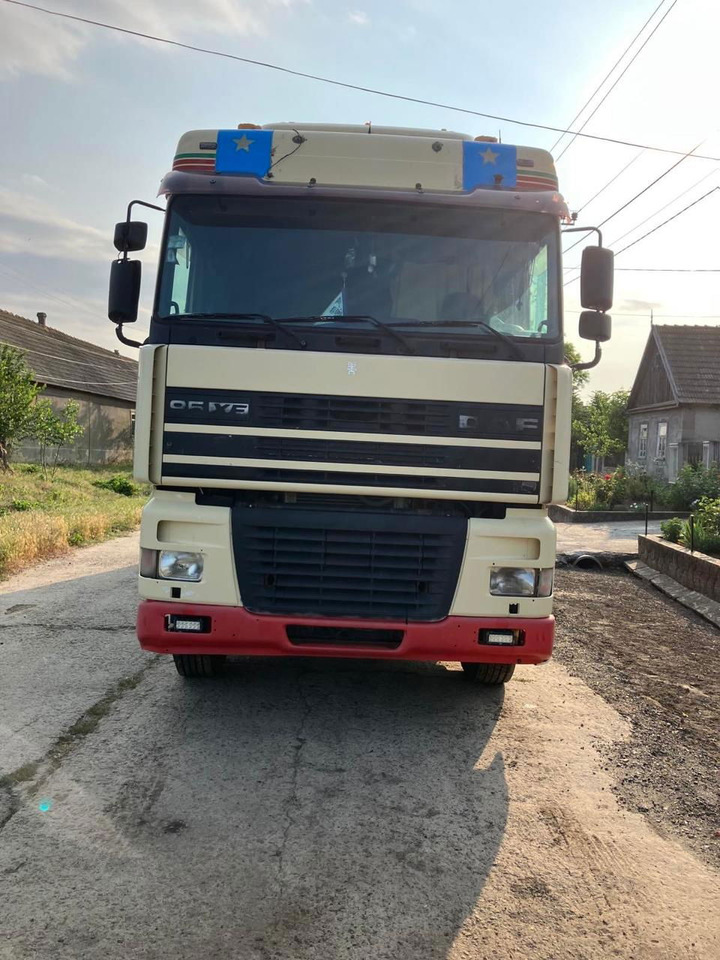 DAF XF 95 430 Platform - Dropside/ Flatbed truck: picture 1 DAF XF 95 430 Platform - Dropside/ Flatbed truck: picture 1