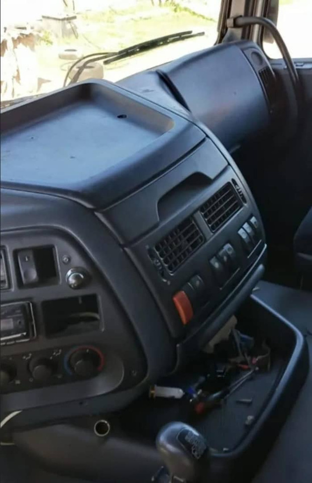 DAF XF 95 - Tractor unit: picture 5 DAF XF 95 - Tractor unit: picture 5
