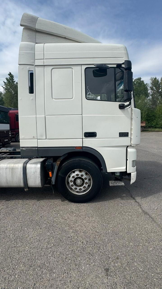 DAF XF 95 Tractor unit - Tractor unit: picture 3 DAF XF 95 Tractor unit - Tractor unit: picture 3
