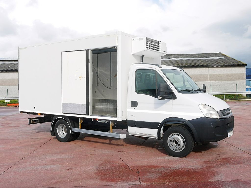 Iveco 60C15 65 70 DAILY KUHLKOFFER THERMOKING V500 A/C Iveco 60C15 65 70 DAILY KUHLKOFFER THERMOKING V500 A/C - Refrigerated van: picture 3 Iveco 60C15 65 70 DAILY KUHLKOFFER THERMOKING V500 A/C Iveco 60C15 65 70 DAILY KUHLKOFFER THERMOKING V500 A/C - Refrigerated van: picture 3