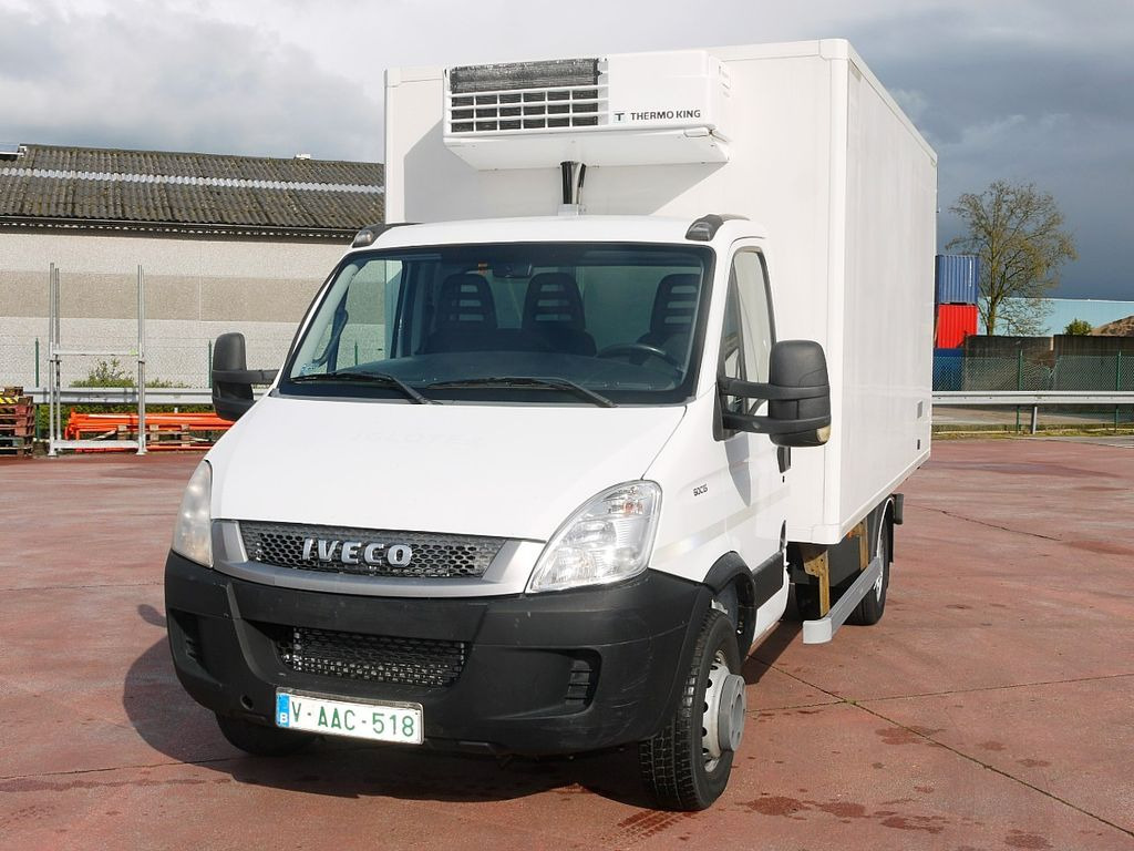 Iveco 60C15 65 70 DAILY KUHLKOFFER THERMOKING V500 A/C Iveco 60C15 65 70 DAILY KUHLKOFFER THERMOKING V500 A/C - Refrigerated van: picture 5 Iveco 60C15 65 70 DAILY KUHLKOFFER THERMOKING V500 A/C Iveco 60C15 65 70 DAILY KUHLKOFFER THERMOKING V500 A/C - Refrigerated van: picture 5