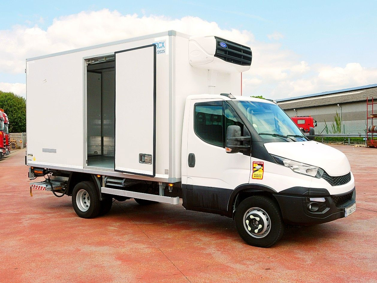Iveco 70C17 KUHLKOFFER CARRIER XARIOS 500 A/C LUFT LBW - Refrigerated van: picture 3 Iveco 70C17 KUHLKOFFER CARRIER XARIOS 500 A/C LUFT LBW - Refrigerated van: picture 3