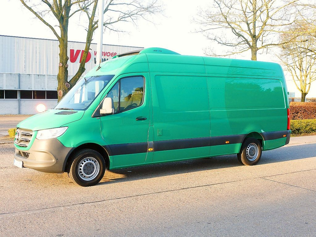 Mercedes-Benz 314 SPRINTER MAXI KUHLKASTGENWAGEN CARIER XARIOS - Refrigerated van: picture 2 Mercedes-Benz 314 SPRINTER MAXI KUHLKASTGENWAGEN CARIER XARIOS - Refrigerated van: picture 2