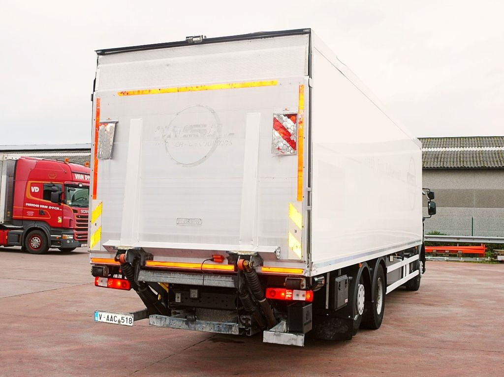 Renault 26.320 D KUHLKOFFER THERMOKING MT T1200 6X2 A/C - Refrigerator truck: picture 5 Renault 26.320 D KUHLKOFFER THERMOKING MT T1200 6X2 A/C - Refrigerator truck: picture 5