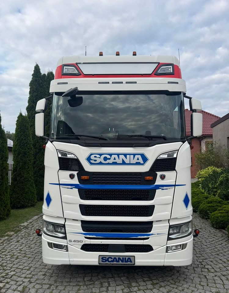 Scania S450 - Tractor unit: picture 2 Scania S450 - Tractor unit: picture 2
