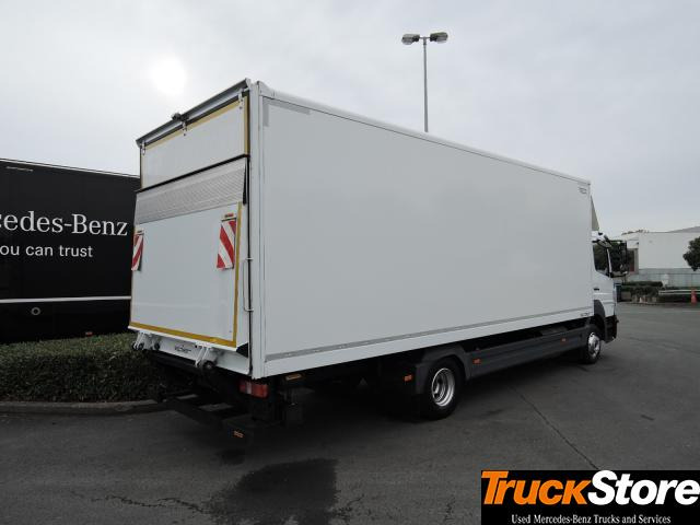 Mercedes-Benz Atego 1218 L nR - Box truck: picture 4 Mercedes-Benz Atego 1218 L nR - Box truck: picture 4