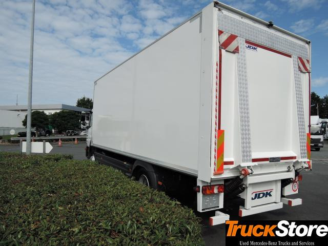Mercedes-Benz Atego 1221 L - Box truck: picture 5 Mercedes-Benz Atego 1221 L - Box truck: picture 5
