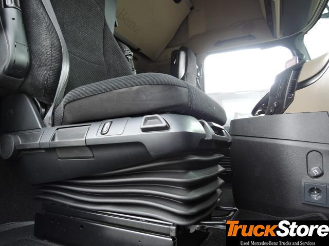 Mercedes-Benz Actros 1845 LS - Tractor unit: picture 2 Mercedes-Benz Actros 1845 LS - Tractor unit: picture 2