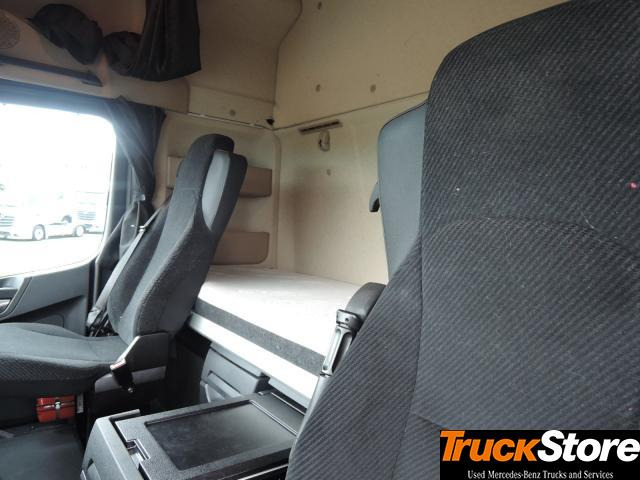 Tractor unit Mercedes-Benz Actros 1845 LS nRL: picture 8 Tractor unit Mercedes-Benz Actros 1845 LS nRL: picture 8