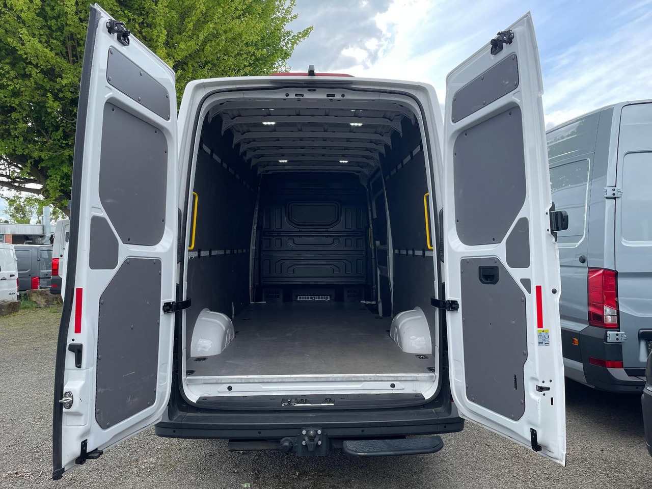 Panel van MAN TGE 3.160 Kasten L4H3 LED HECK AUTOM AHK TEMP: picture 9 Panel van MAN TGE 3.160 Kasten L4H3 LED HECK AUTOM AHK TEMP: picture 9