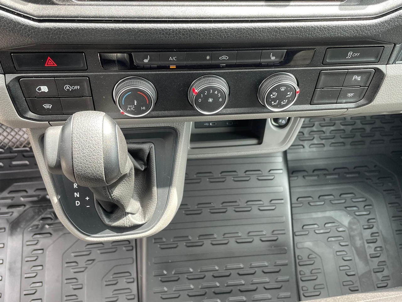 Panel van MAN TGE 3.160 Kasten L4H3 LED HECK AUTOM AHK TEMP: picture 27 Panel van MAN TGE 3.160 Kasten L4H3 LED HECK AUTOM AHK TEMP: picture 27