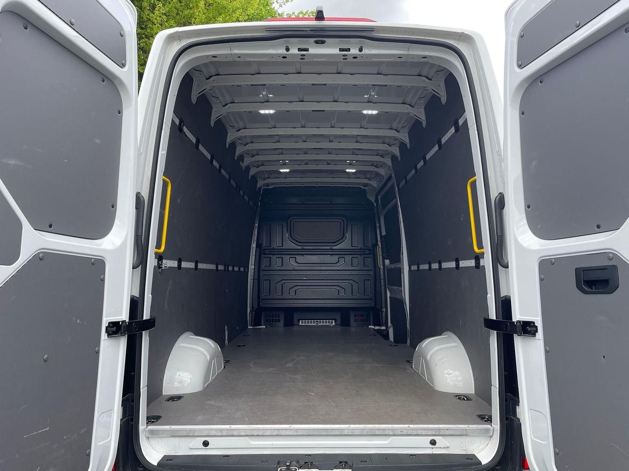 Panel van MAN TGE 3.160 Kasten L4H3 LED HECK AUTOM AHK TEMP: picture 10 Panel van MAN TGE 3.160 Kasten L4H3 LED HECK AUTOM AHK TEMP: picture 10