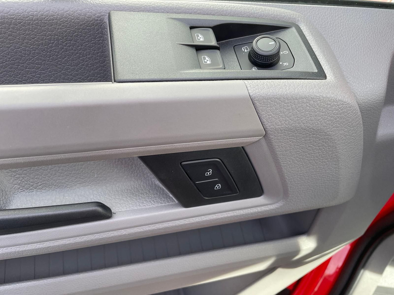 Passenger van MAN TGE 3.180 L3H3 4x4 FEUERWEHR LED TEMPOMAT: picture 34