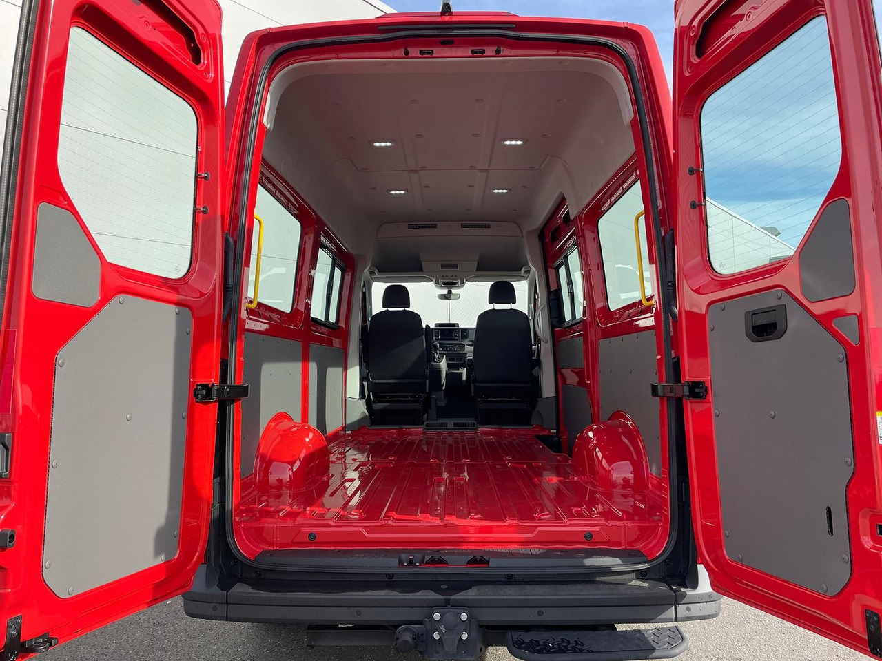 Passenger van MAN TGE 3.180 L3H3 4x4 FEUERWEHR LED TEMPOMAT: picture 31