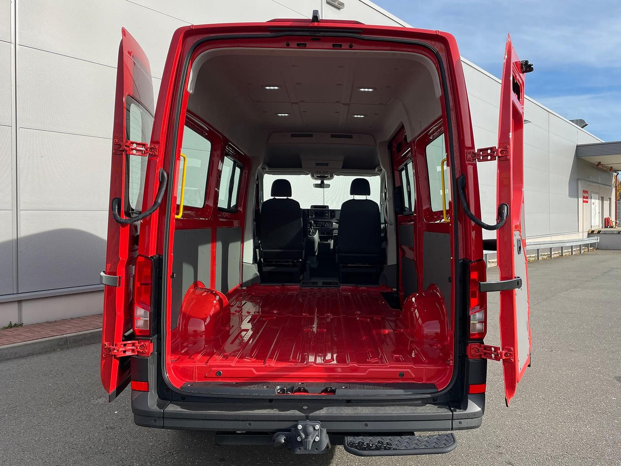 Passenger van MAN TGE 3.180 L3H3 4x4 FEUERWEHR LED TEMPOMAT: picture 9