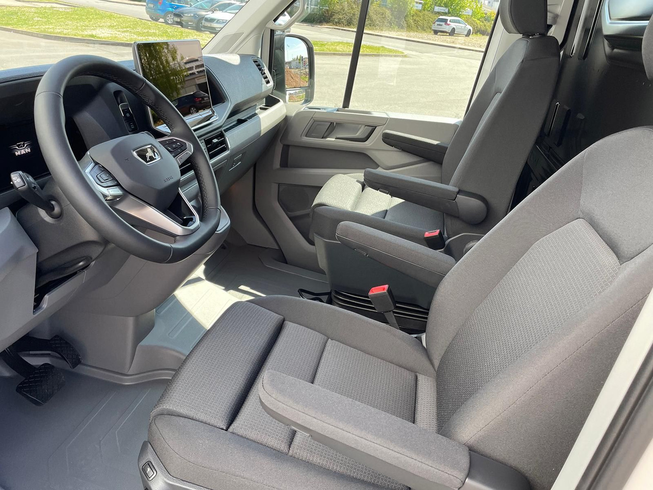 Panel van MAN TGE 3.180 L3H3 Kasten STANDHZ ACC NAVI KAMERA: picture 29 Panel van MAN TGE 3.180 L3H3 Kasten STANDHZ ACC NAVI KAMERA: picture 29