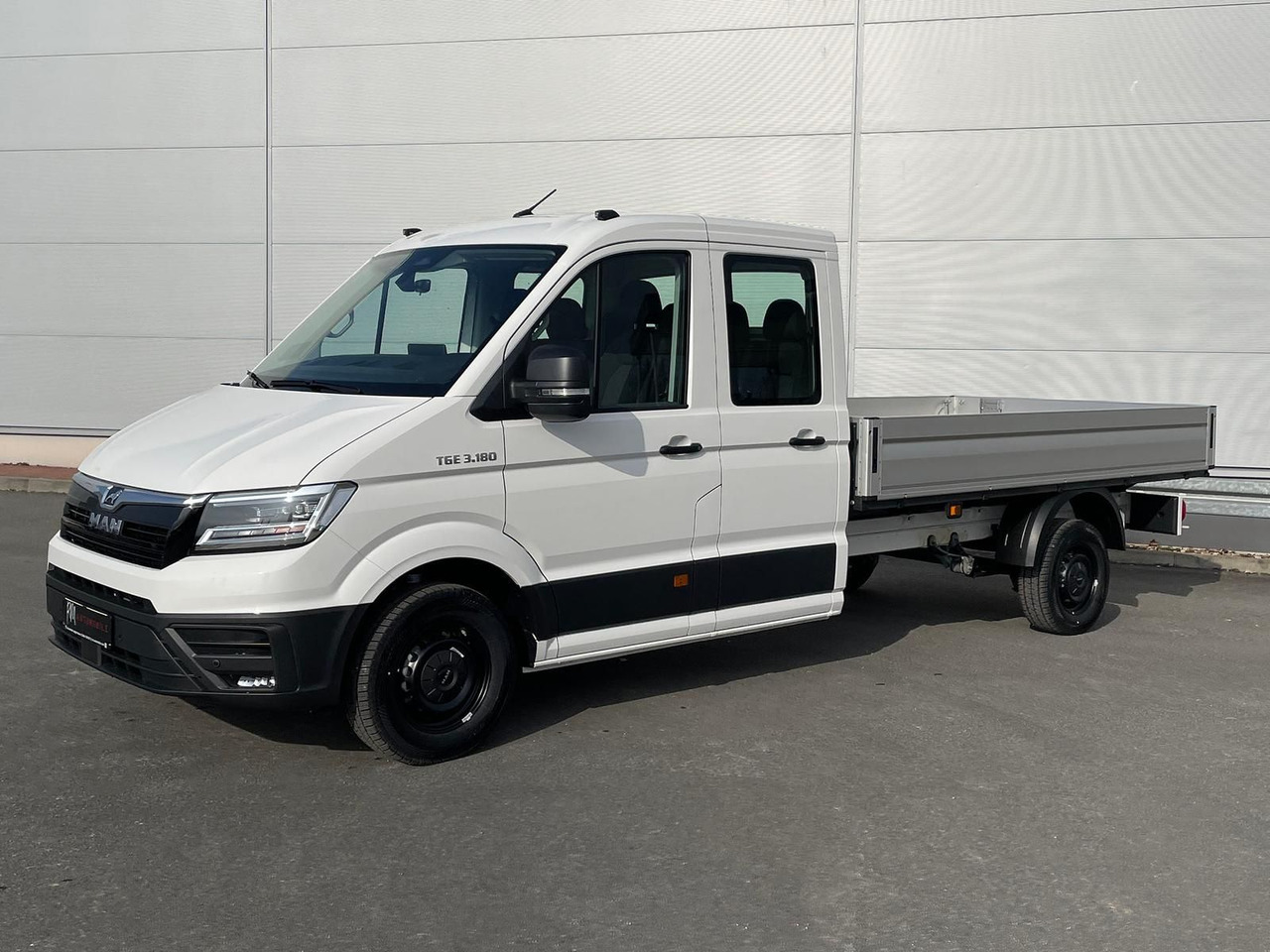 MAN TGE 3.180 Pritsche DOKA LR KAMERA AHK SITZHZ - Flatbed van, Combi van: picture 1 MAN TGE 3.180 Pritsche DOKA LR KAMERA AHK SITZHZ - Flatbed van, Combi van: picture 1