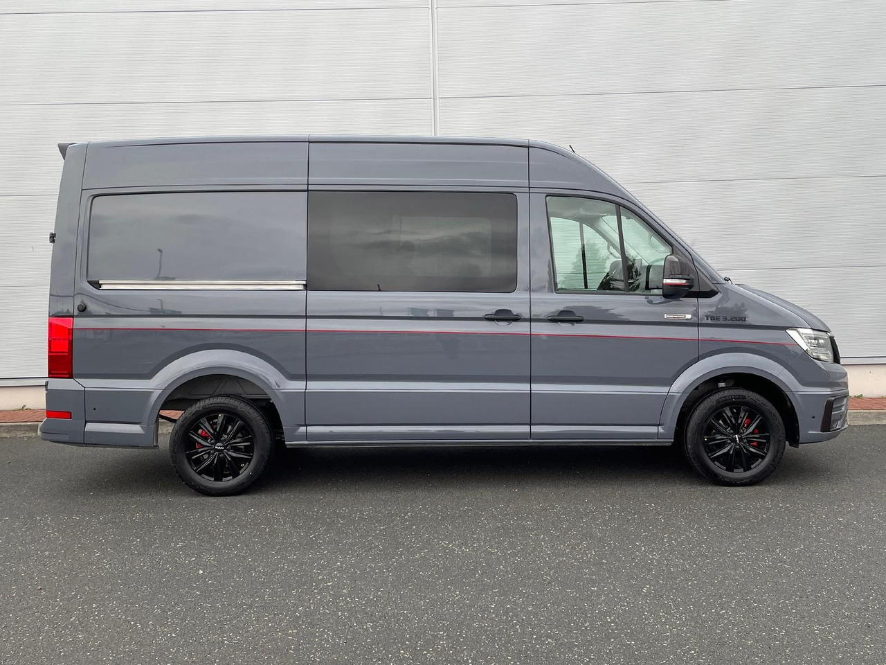 MAN TGE 3.200 L3H3 MIXTO 4x4 Individual S ACC STANDH - Panel van, Combi van: picture 5 MAN TGE 3.200 L3H3 MIXTO 4x4 Individual S ACC STANDH - Panel van, Combi van: picture 5