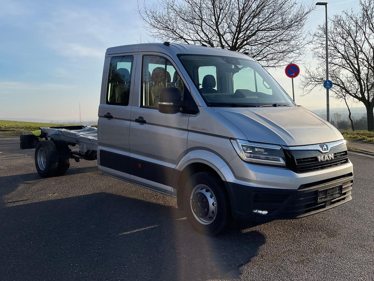 MAN TGE 5.160 Fahrgestell DOKA L4 AHK SITZHZ LED DAB - Van, Combi van: picture 2 MAN TGE 5.160 Fahrgestell DOKA L4 AHK SITZHZ LED DAB - Van, Combi van: picture 2
