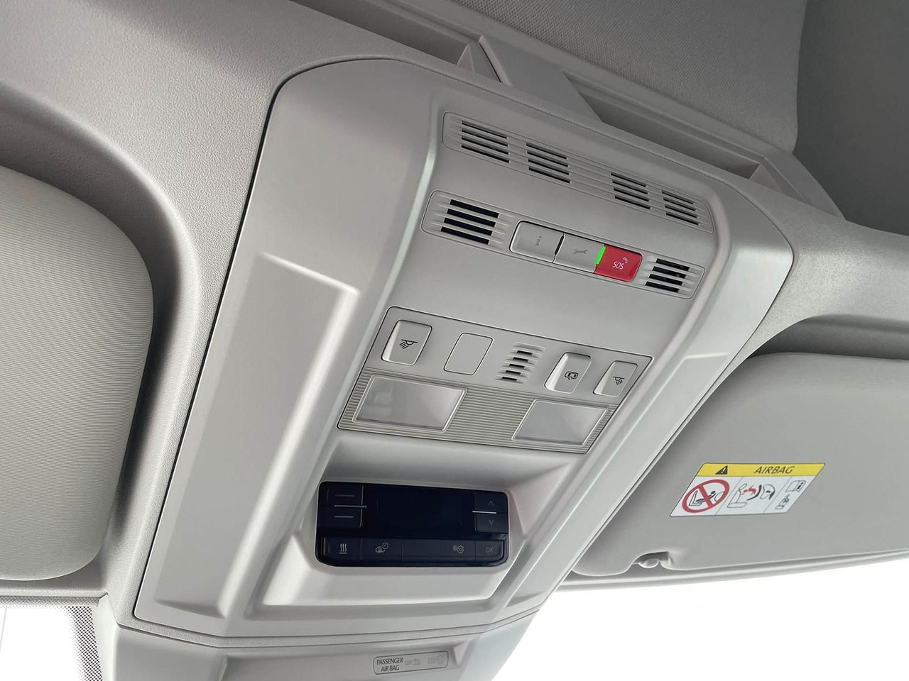 Passenger van Volkswagen Crafter Kasten 35 L3H3 Autom. NAVI SITZHZ ACC: picture 23 Passenger van Volkswagen Crafter Kasten 35 L3H3 Autom. NAVI SITZHZ ACC: picture 23