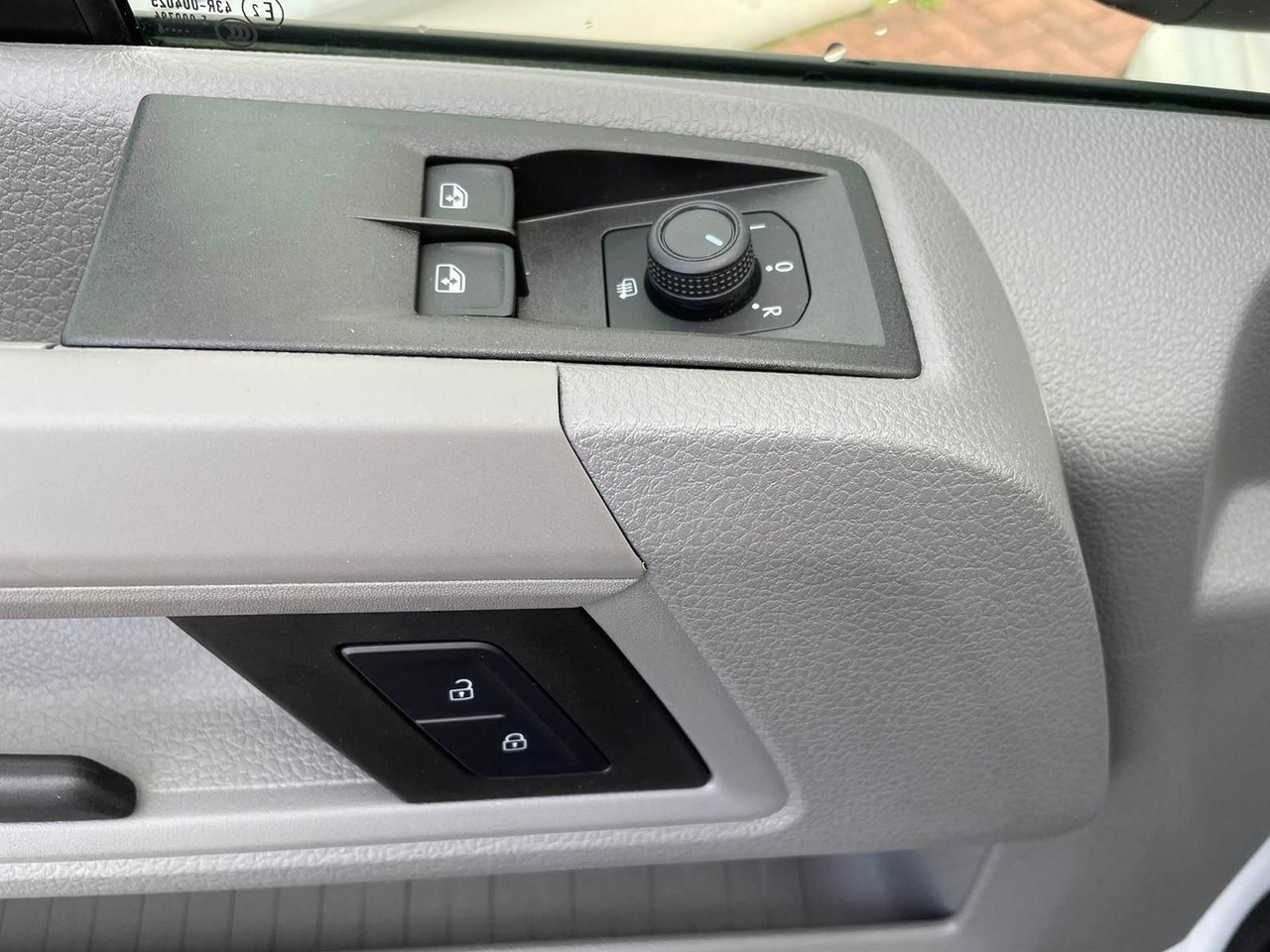 Passenger van Volkswagen Crafter Kasten 35 L3H3 Autom. NAVI SITZHZ ACC: picture 28 Passenger van Volkswagen Crafter Kasten 35 L3H3 Autom. NAVI SITZHZ ACC: picture 28