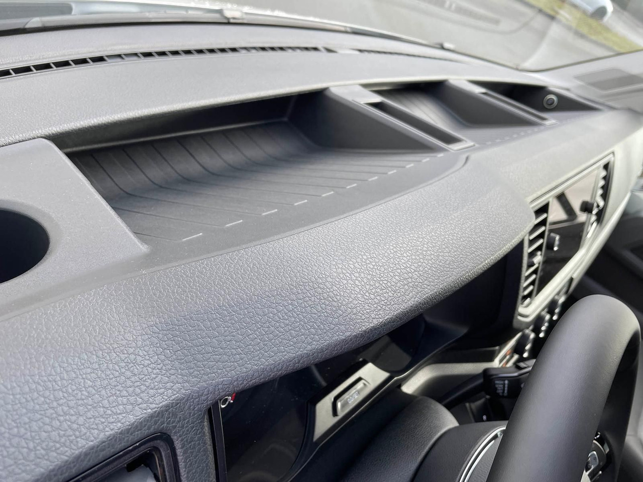 Passenger van Volkswagen Crafter Kasten 35 L3H3 Autom. NAVI SITZHZ ACC: picture 24 Passenger van Volkswagen Crafter Kasten 35 L3H3 Autom. NAVI SITZHZ ACC: picture 24