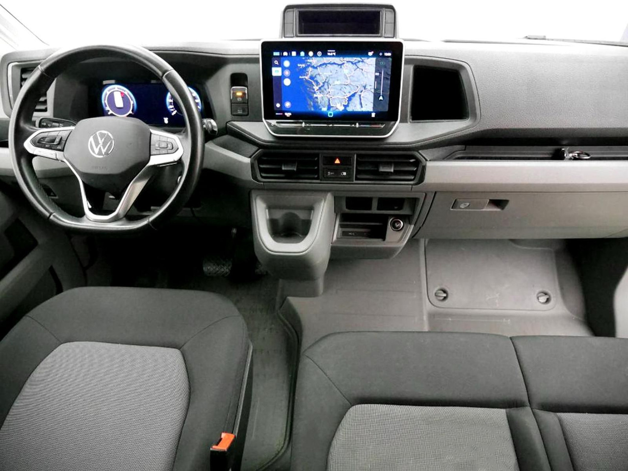 Volkswagen Crafter Kasten 35 L4H3 NAVI DAB KAMERA PDC - Passenger van: picture 4 Volkswagen Crafter Kasten 35 L4H3 NAVI DAB KAMERA PDC - Passenger van: picture 4