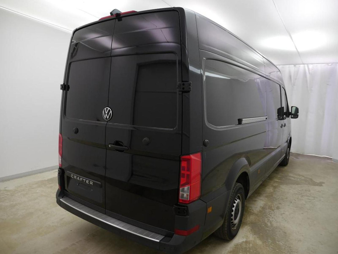 Volkswagen Crafter Kasten 35 L4H3 NAVI DAB PDC KAMERA - Panel van: picture 2 Volkswagen Crafter Kasten 35 L4H3 NAVI DAB PDC KAMERA - Panel van: picture 2
