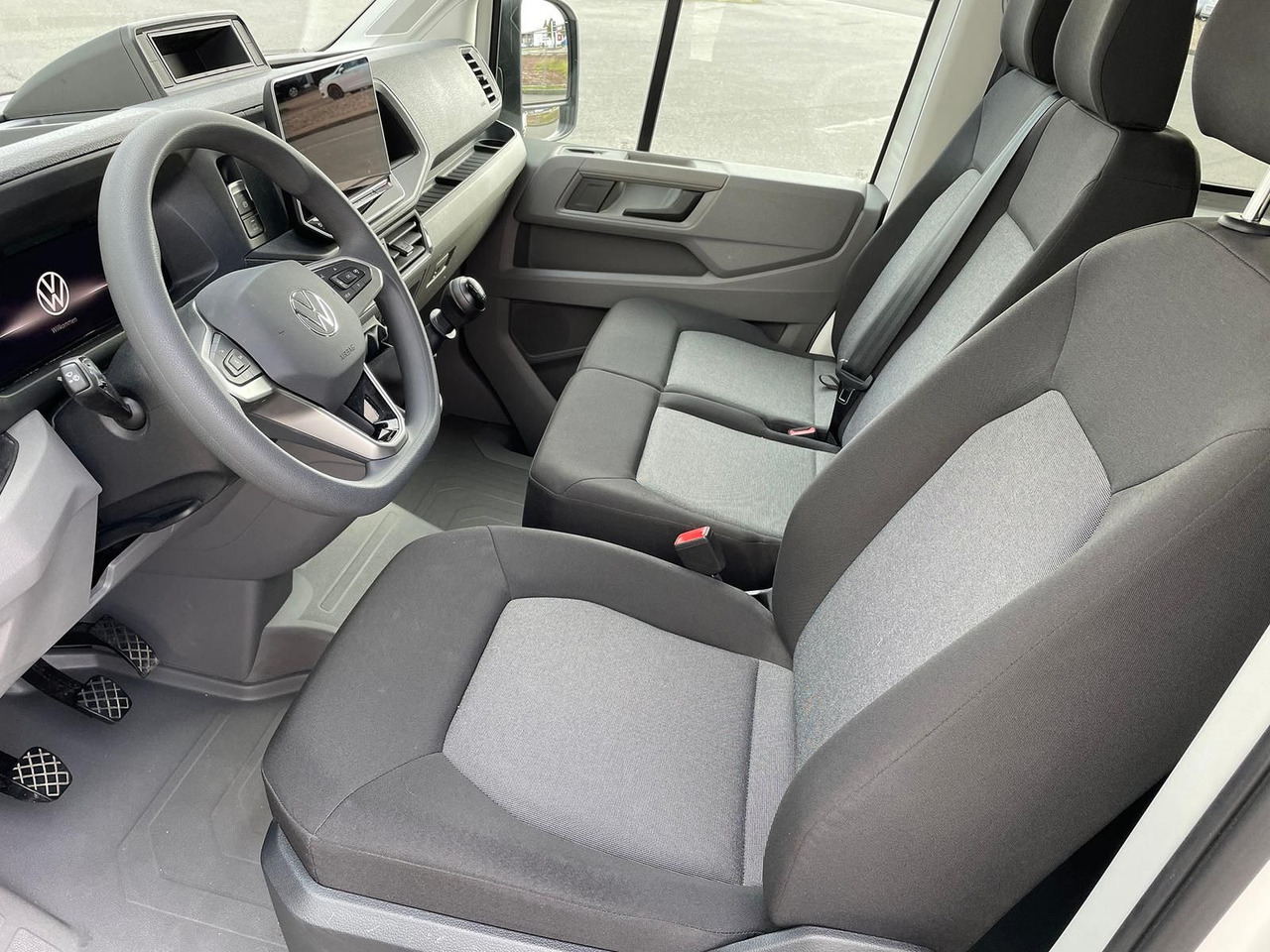 Panel van, Combi van Volkswagen Crafter MIXTO 35 L4H3 KAMERA KLIMA SITZHZ DAB: picture 22