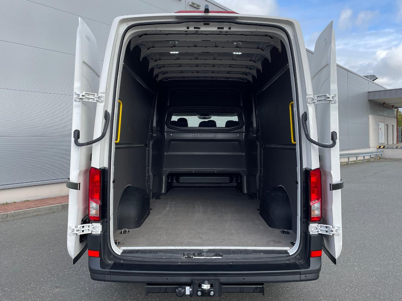 Panel van, Combi van Volkswagen Crafter MIXTO 35 L4H3 KAMERA KLIMA SITZHZ DAB: picture 11