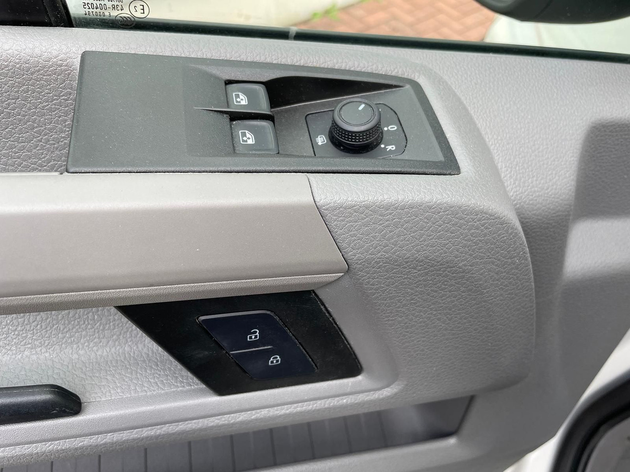 Panel van, Combi van Volkswagen Crafter MIXTO 35 L4H3 KAMERA KLIMA SITZHZ DAB: picture 27