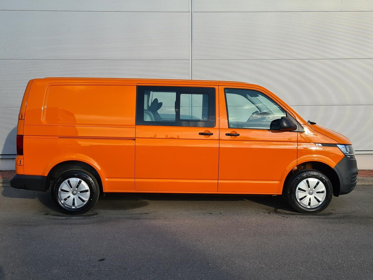 Volkswagen T6.1 Transporter MIXTO lang LED PDC KLIMA SITZH - Panel van, Combi van: picture 5 Volkswagen T6.1 Transporter MIXTO lang LED PDC KLIMA SITZH - Panel van, Combi van: picture 5