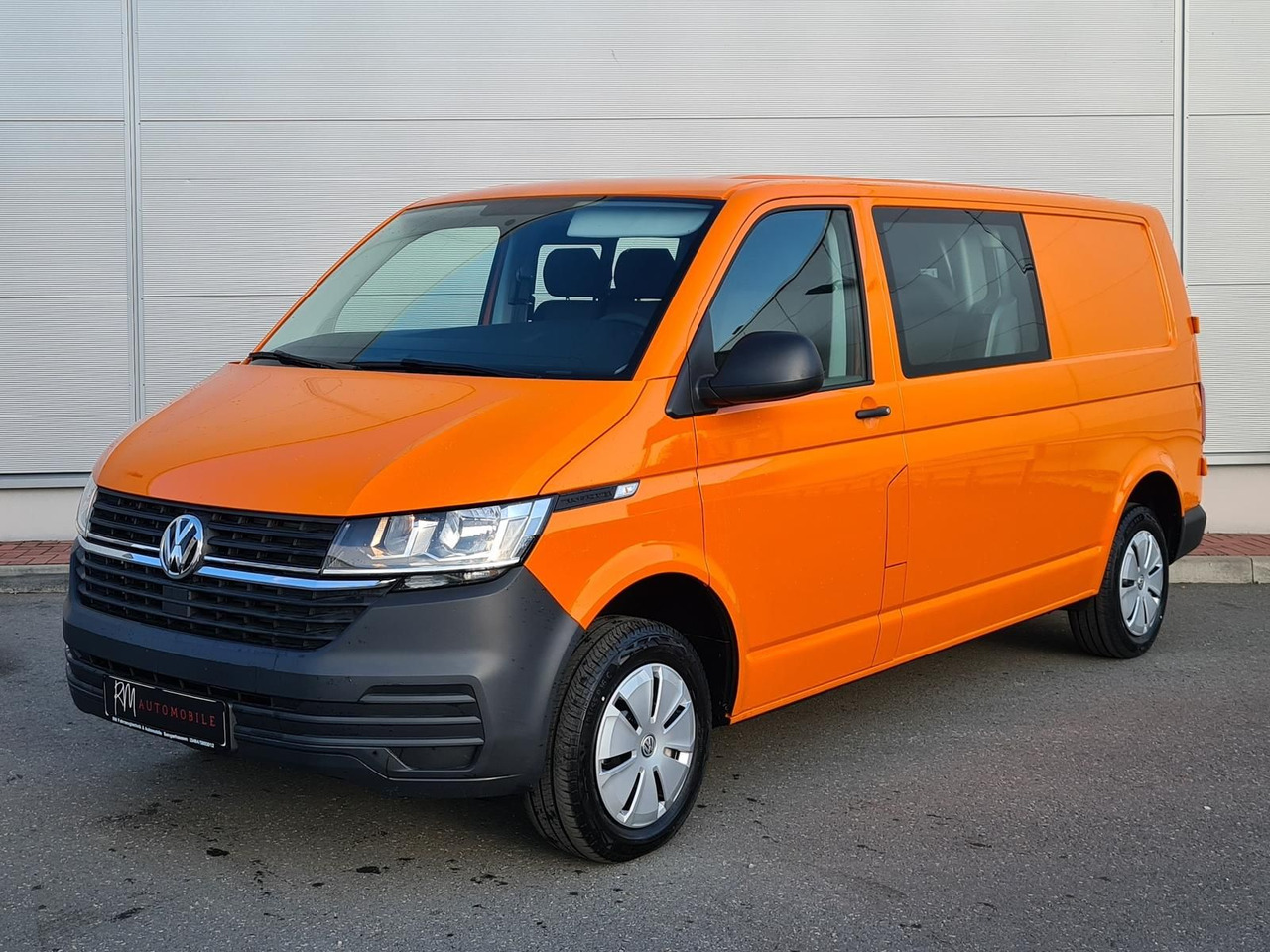 Volkswagen T6.1 Transporter MIXTO lang LED PDC KLIMA SITZH - Panel van, Combi van: picture 1 Volkswagen T6.1 Transporter MIXTO lang LED PDC KLIMA SITZH - Panel van, Combi van: picture 1