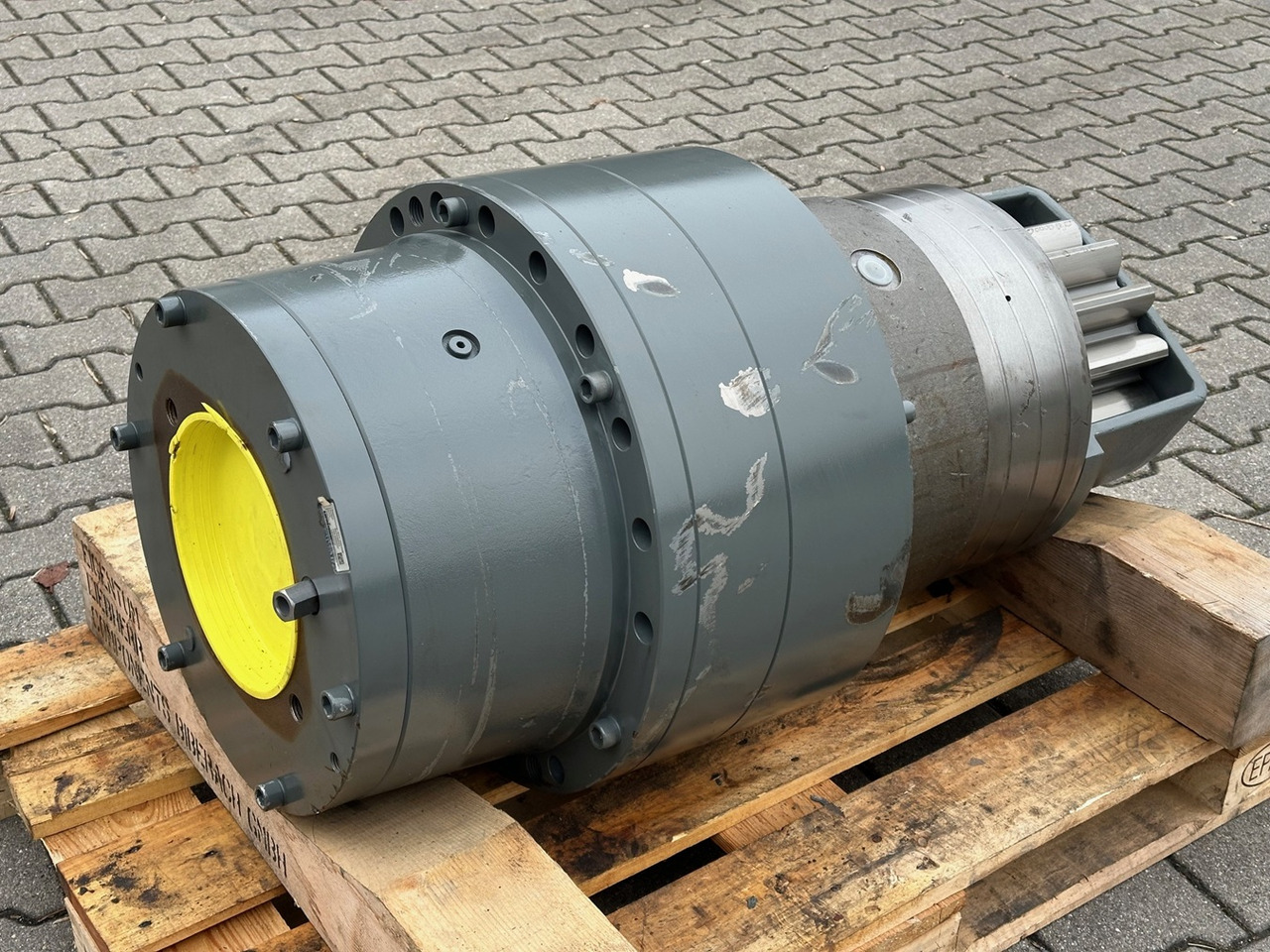 LIEBHERR Original Schwenkantrieb Typ:SAT400/206 mit ID-Nr.944449003 – ID-Nr.9444490. A974, E974, EP974, ER974, R974, R995. #944449003.159-0207# - Swing motor for Excavator: picture 1 LIEBHERR Original Schwenkantrieb Typ:SAT400/206 mit ID-Nr.944449003 – ID-Nr.9444490. A974, E974, EP974, ER974, R974, R995. #944449003.159-0207# - Swing motor for Excavator: picture 1