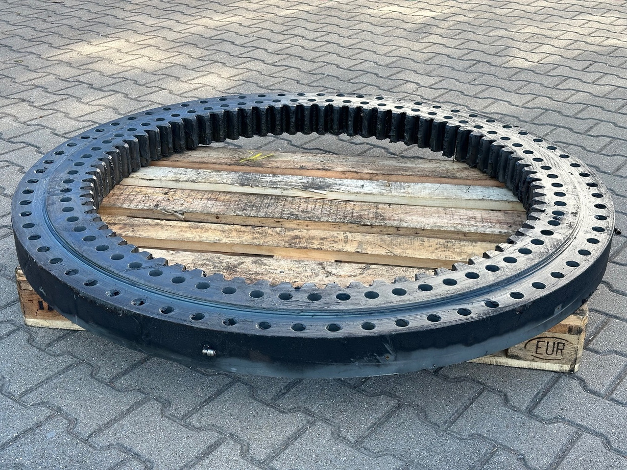 Liebherr Drehkranz - Kugeldrehverbindung Typ:KUD120 VJ 001. ID-Nr.969077501. MK 88, MK88 Plus. #969077501.10178# - Slewing ring for Mobile crane: picture 4 Liebherr Drehkranz - Kugeldrehverbindung Typ:KUD120 VJ 001. ID-Nr.969077501. MK 88, MK88 Plus. #969077501.10178# - Slewing ring for Mobile crane: picture 4