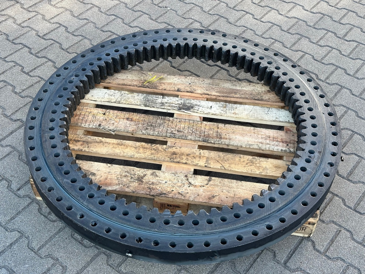 Liebherr Drehkranz - Kugeldrehverbindung Typ:KUD120 VJ 001. ID-Nr.969077501. MK 88, MK88 Plus. #969077501.10178# - Slewing ring for Mobile crane: picture 5 Liebherr Drehkranz - Kugeldrehverbindung Typ:KUD120 VJ 001. ID-Nr.969077501. MK 88, MK88 Plus. #969077501.10178# - Slewing ring for Mobile crane: picture 5