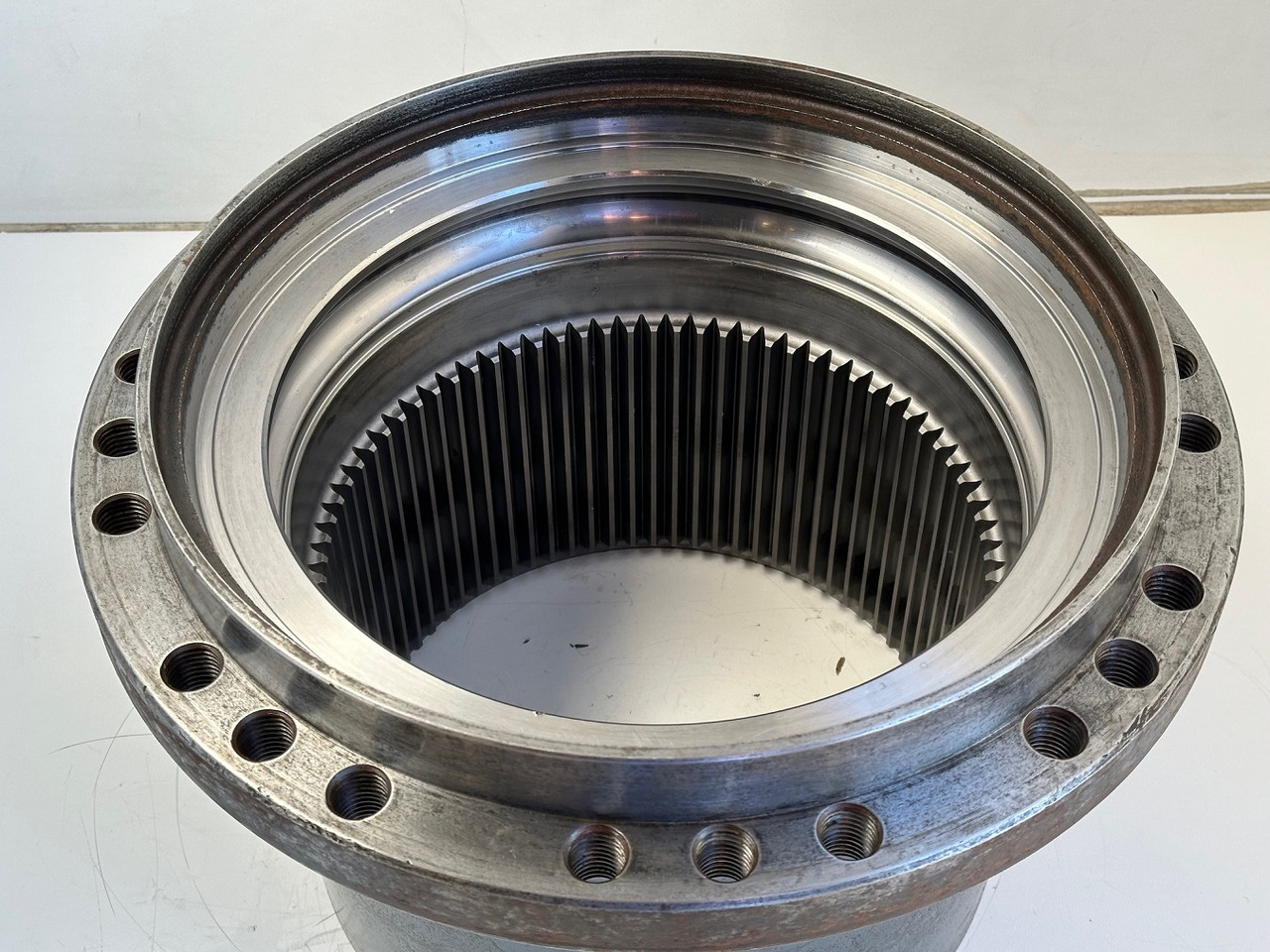 Liebherr Innenrad ID-Nr.90206742. FAT350P126 - FAT350P138. LOS1926 - R920 - R922 - R924 - R925 - R926 - R930 T.#90206742.18.12# - Final drive for Crawler excavator: picture 3 Liebherr Innenrad ID-Nr.90206742. FAT350P126 - FAT350P138. LOS1926 - R920 - R922 - R924 - R925 - R926 - R930 T.#90206742.18.12# - Final drive for Crawler excavator: picture 3