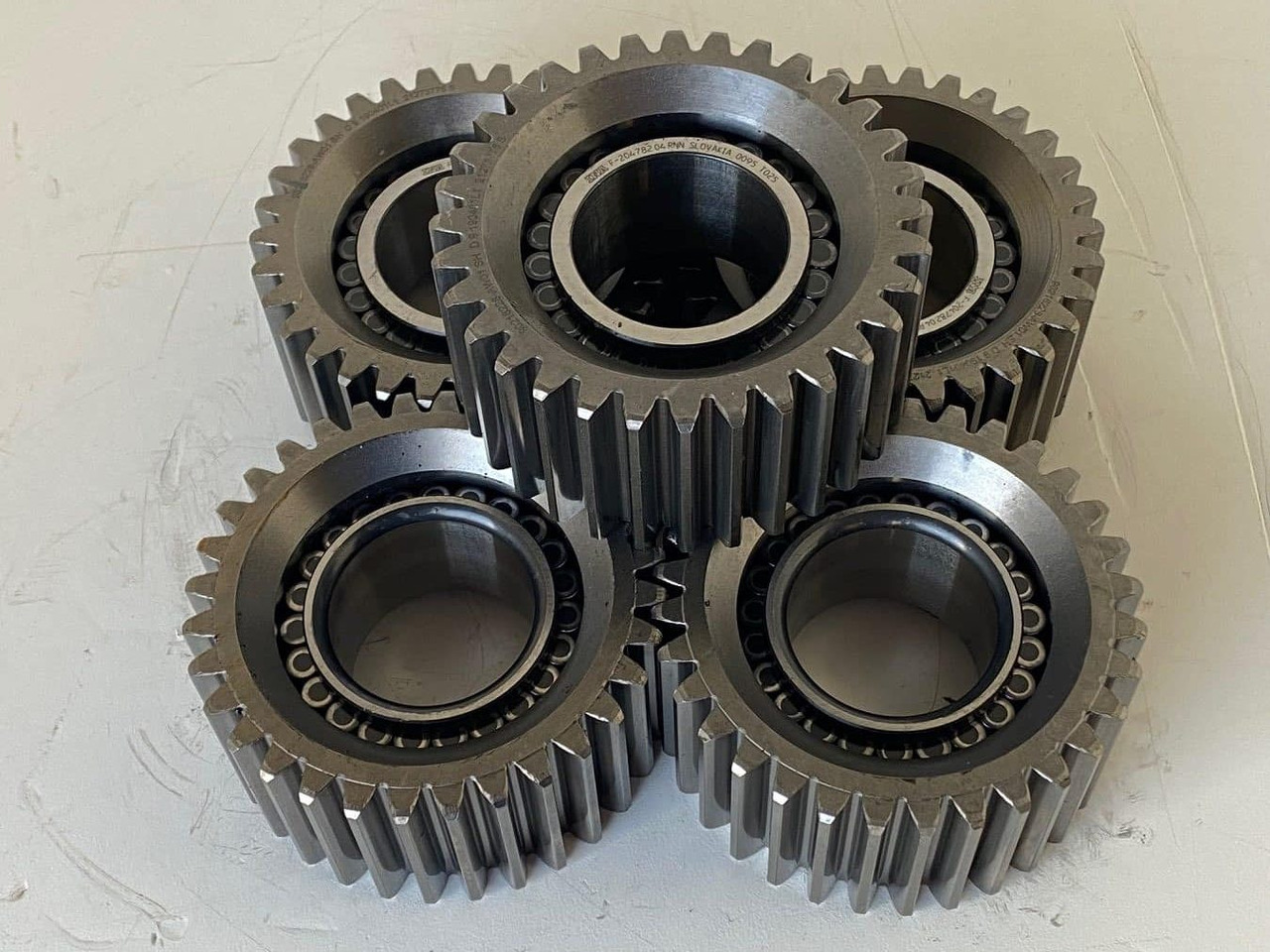 Liebherr Planetenrad ID-Nr.90216227. SAT300A1200. R926-1715 - R928-1715 - R930-1716. #P0161# - Swing motor for Construction machinery: picture 3 Liebherr Planetenrad ID-Nr.90216227. SAT300A1200. R926-1715 - R928-1715 - R930-1716. #P0161# - Swing motor for Construction machinery: picture 3