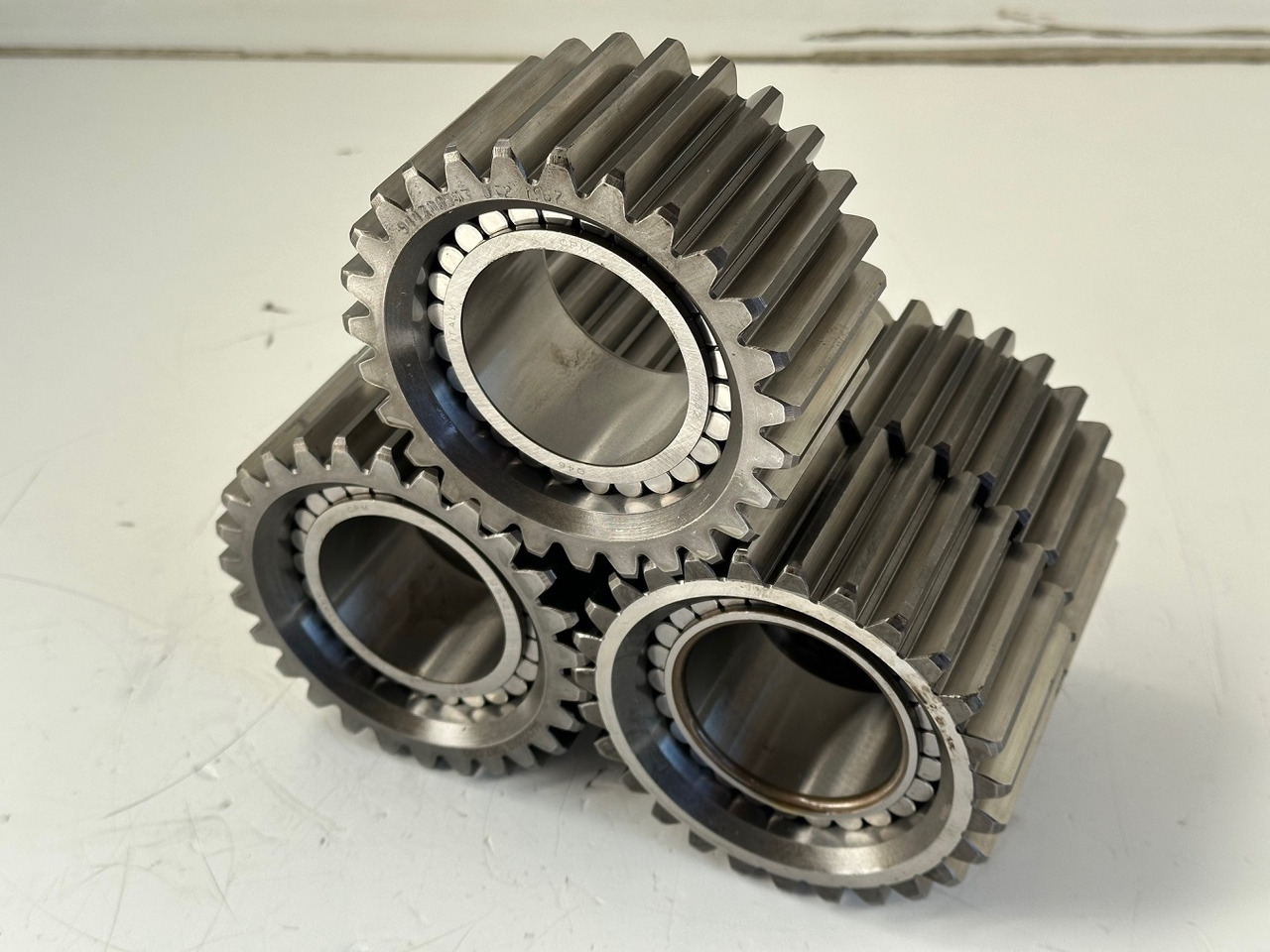 Liebherr Planetenrad ID-Nr.9443004 - ID-Nr.944300403. FAT400-FAT400/018-FAT400P018-FAT400P063-FAT400P073-FAT400P092. R934 IND,R906,R914,R916,R922,R924,R932,R934,R936,R942,R944. #944300503.18.12# - Final drive for Crawler excavator: picture 3 Liebherr Planetenrad ID-Nr.9443004 - ID-Nr.944300403. FAT400-FAT400/018-FAT400P018-FAT400P063-FAT400P073-FAT400P092. R934 IND,R906,R914,R916,R922,R924,R932,R934,R936,R942,R944. #944300503.18.12# - Final drive for Crawler excavator: picture 3