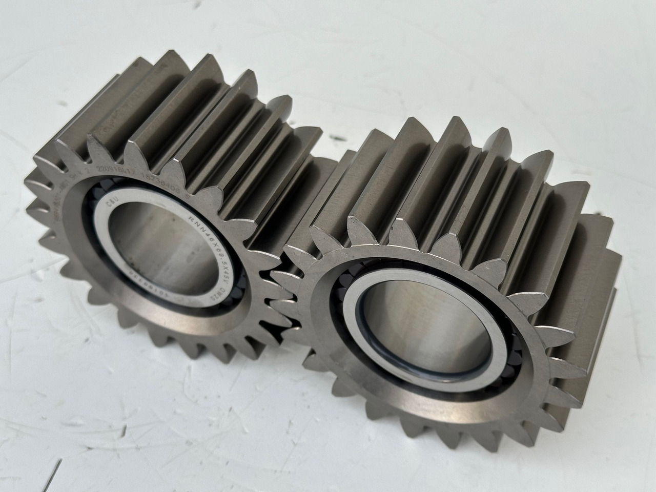 Liebherr Planetenrad mit Zylinderrollenlager ID-Nr.969490401-ID-Nr.10168338. FAT355P076-FAT355P077-FAT355P120. LH26,LH30C,LH40C,ER934,LO1916,LO1926,LOS916,LOS926,R906,R906 PROTO,R916,R920,R922,R924,R - Final drive for Crawler excavator: picture 4 Liebherr Planetenrad mit Zylinderrollenlager ID-Nr.969490401-ID-Nr.10168338. FAT355P076-FAT355P077-FAT355P120. LH26,LH30C,LH40C,ER934,LO1916,LO1926,LOS916,LOS926,R906,R906 PROTO,R916,R920,R922,R924,R - Final drive for Crawler excavator: picture 4