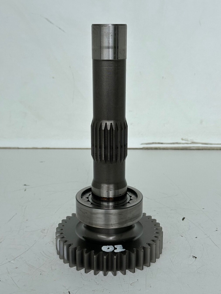 Liebherr Triebwelle ID-Nr.10117140 mit Zylinderrollenlager ID-Nr.7080150 - ID-Nr.7380070. A914, A922, A924, A928, LH30, LH35, P914, P924, R906, R914, R916, R924, R924 COMP. #101171470.01# - Hydraulic pump for Construction machinery: picture 1 Liebherr Triebwelle ID-Nr.10117140 mit Zylinderrollenlager ID-Nr.7080150 - ID-Nr.7380070. A914, A922, A924, A928, LH30, LH35, P914, P924, R906, R914, R916, R924, R924 COMP. #101171470.01# - Hydraulic pump for Construction machinery: picture 1