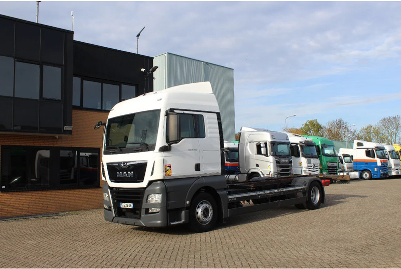 MAN TGX 18.430 * EURO6 * 4X2 * - Cab chassis truck: picture 1 MAN TGX 18.430 * EURO6 * 4X2 * - Cab chassis truck: picture 1