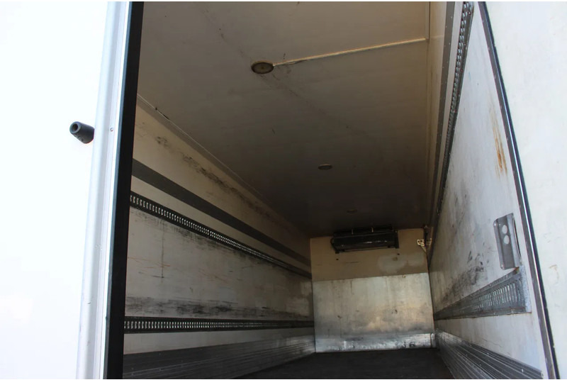 Refrigerator truck Renault Midlum 270 * EURO5 * 4X2 * CARRIER SUPRA 950 MT *: picture 10