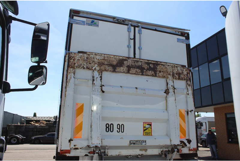 Refrigerator truck Renault Premium 310 * EURO5 * CARRIER SUPRA 850 * 6X2 * MANUAUL *: picture 6