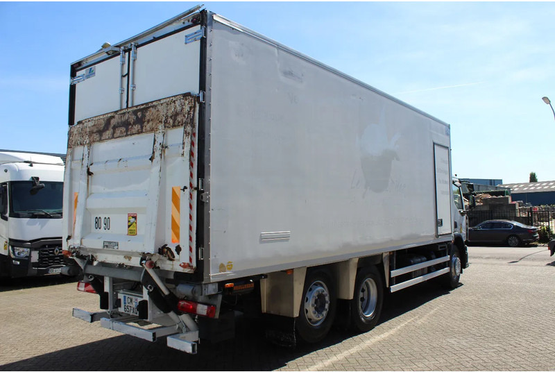 Refrigerator truck Renault Premium 310 * EURO5 * CARRIER SUPRA 850 * 6X2 * MANUAUL *: picture 9